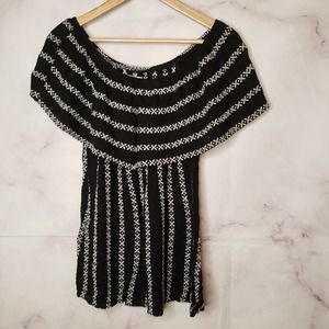 KNOX ROSE black white off the shoulder embroidered blouse S